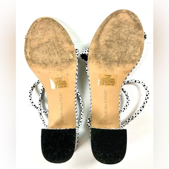Chelsea & Violet Black and White Women's Sandals - Picture 7 of 8